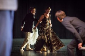Das Nibelungenlied. Janna Horstmann als Kriemhild. Regie. Jernej Lorenc.i. Theater Freiburg.