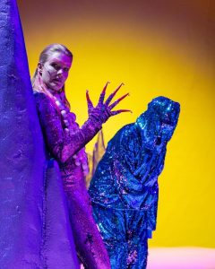 In der Spielzeit 2021/22 inszeniert der polnische Regisseur Krzysztof Garbaczewski "Faust 1" und "Faust 2" von Johann Wolfgang Goethe am Theater Freiburg.