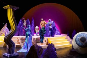 In der Spielzeit 2021/22 inszeniert der polnische Regisseur Krzysztof Garbaczewski "Faust 1" und "Faust 2" von Johann Wolfgang Goethe am Theater Freiburg.